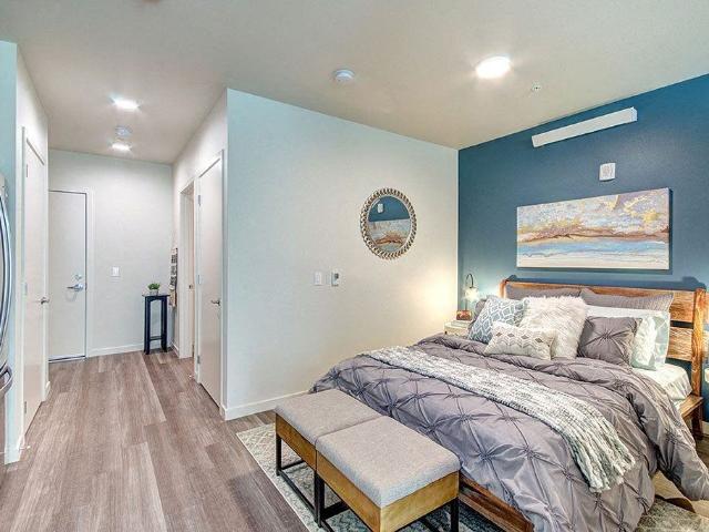 Apartment for rent in Downtown Redmond, Redmond