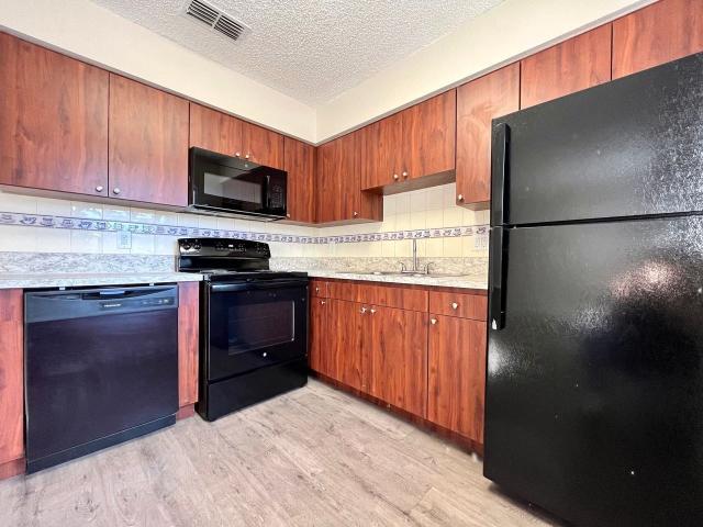 Apartment for rent in Pinellas Park, Florida