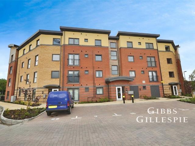 Apartment for rent in Holywell Estate, North Watford