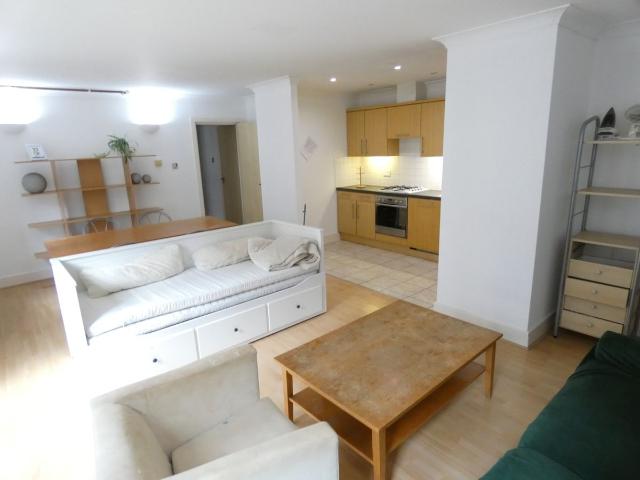 Apartment for rent in Whitechapel, Greater London