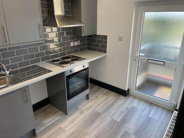 Apartment for rent in Ravenhill, Nangreaves