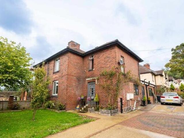 House for sale in Dewsbury, Kirklees