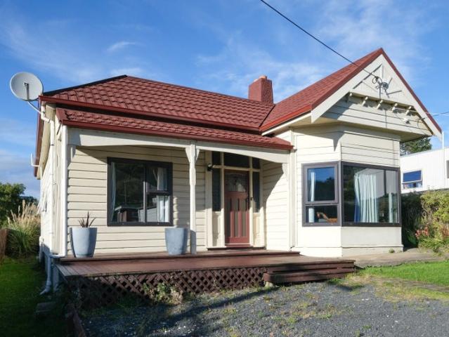 House for rent in Otakou