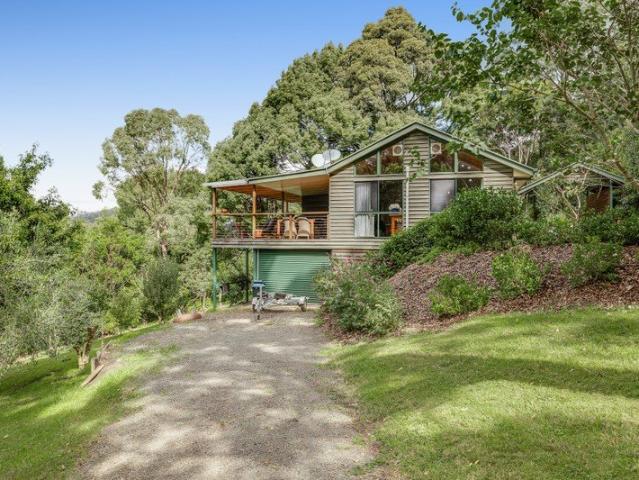Apartment for sale in Ravensbourne, Queensland