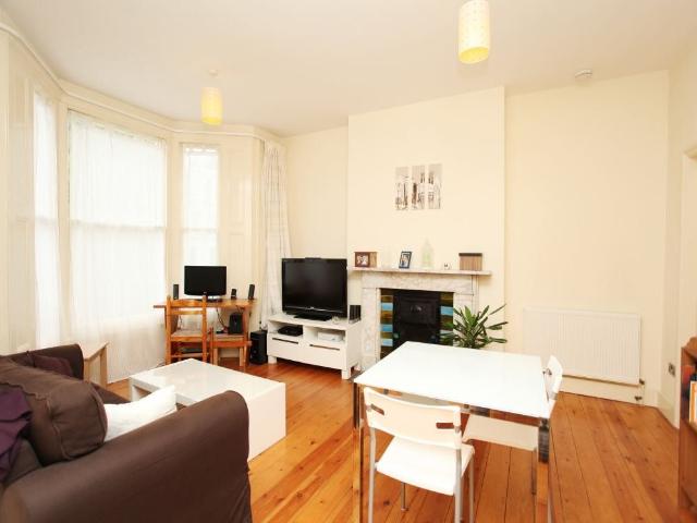 Apartment for rent in London Borough of Hammersmith and Fulham, Greater London