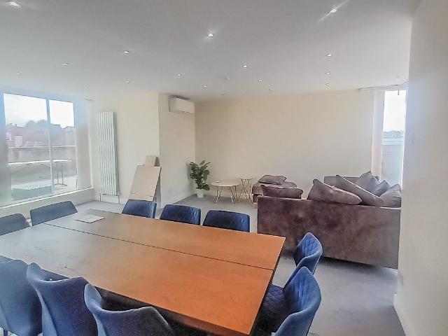 Apartment for rent in Temple Fortune, Greater London