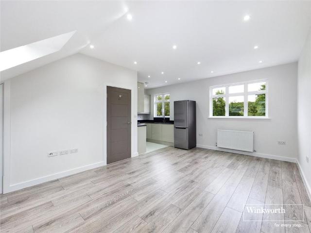 Apartment for rent in Preston, Greater London