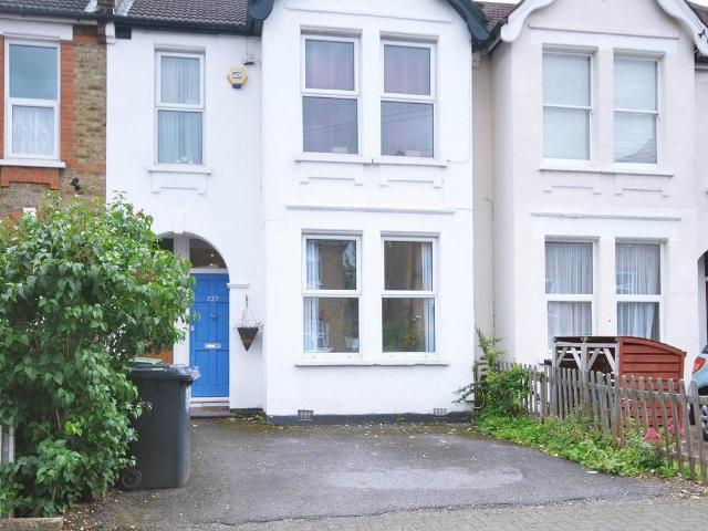 Apartment for rent in Anerley, Greater London