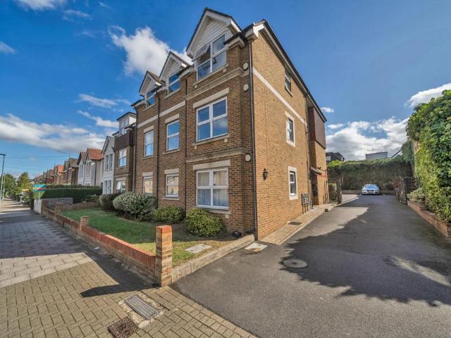 Apartment for rent in London Borough of Bromley, Greater London