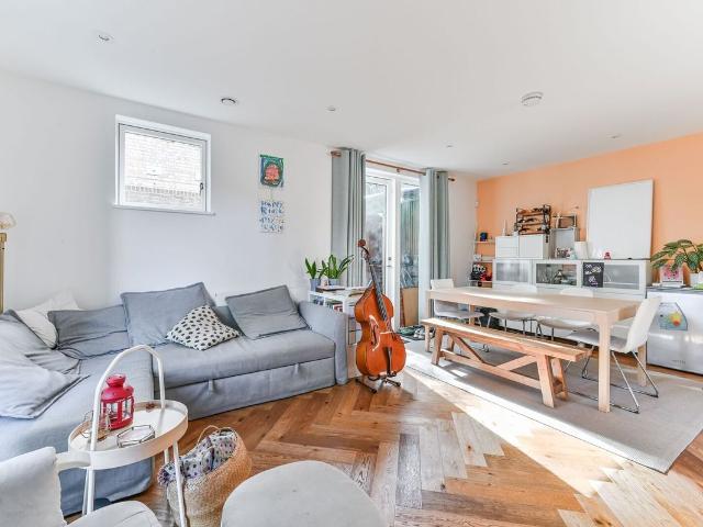 House for rent in London Borough of Croydon, Greater London