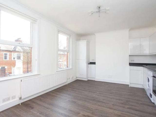 Apartment for rent in London Borough of Barnet, Greater London