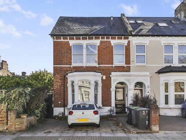 Apartment for rent in Hornsey Park, Greater London