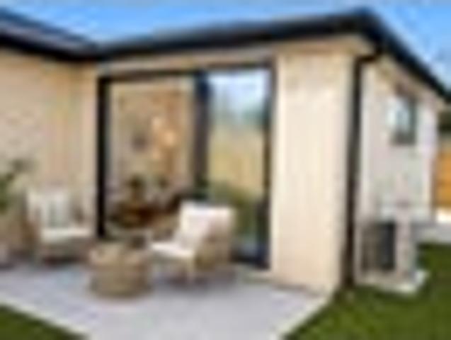 Townhouse for rent in Woodend, Canterbury