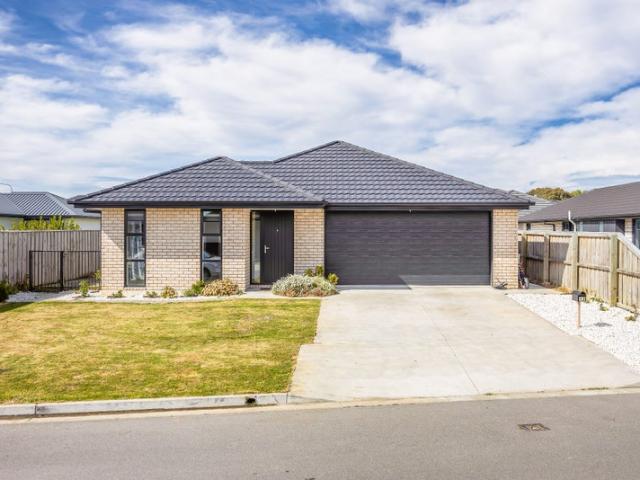 House for rent in Ravenswood, Woodend