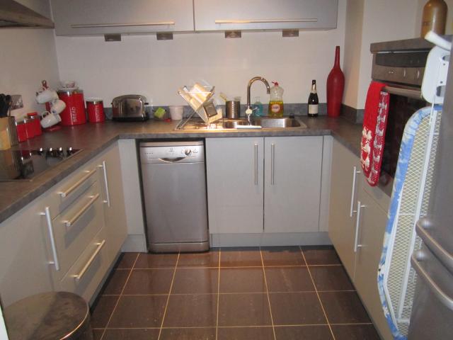 Apartment for rent in Cardiff International Sports Village, Falcon Lodge