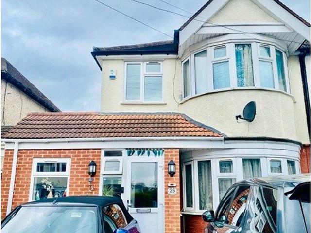 House for rent in Lane, Greater London