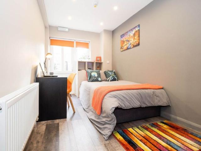 House for rent in Croydon, Waddon