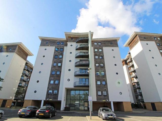 Apartment for rent in Cardiff International Sports Village, Cardiff