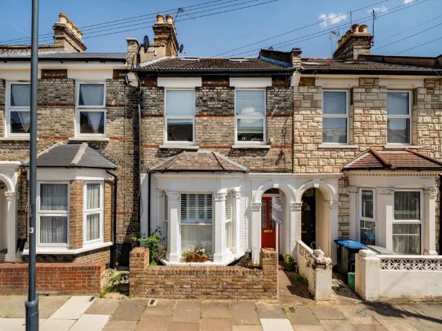 Apartment for rent in Harlesden, Greater London