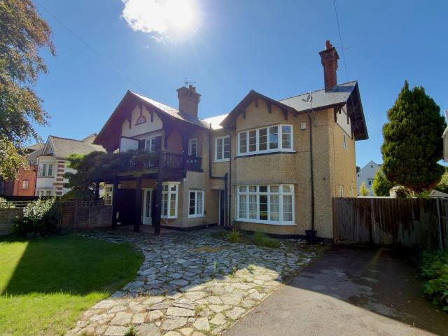 House for rent in Canford Cliffs, Poole