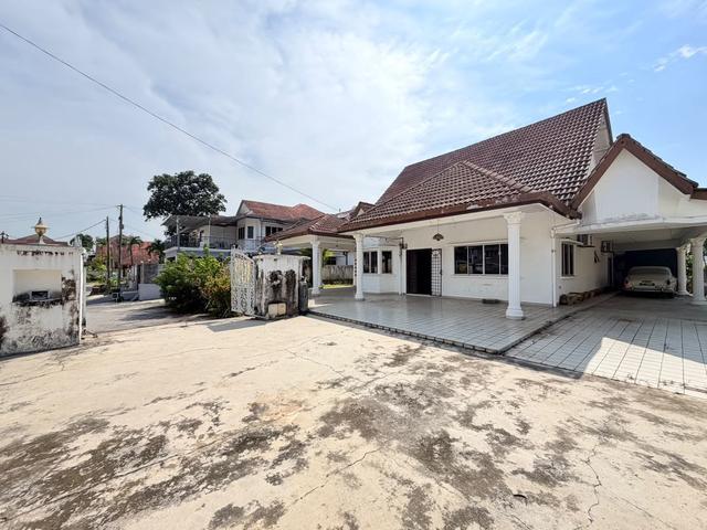 Bungalow for sale in Selayang, Selangor