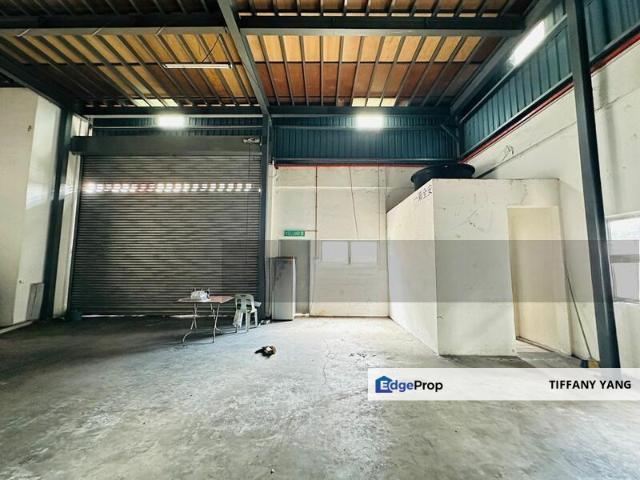 Warehouse for rent in Selayang, Selangor