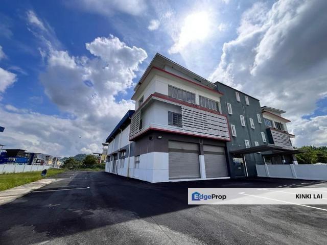 Warehouse for rent in Selayang, Selangor