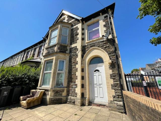 Apartment for rent in Falcon Lodge, Wales