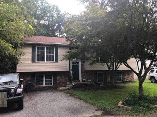 House for sale in Lusby, Maryland