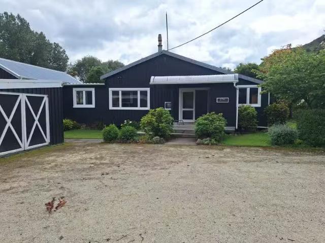 House for rent in Eltham, Taranaki