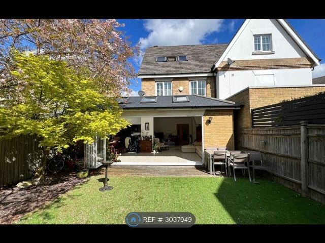 House for rent in Langley Park, Greater London