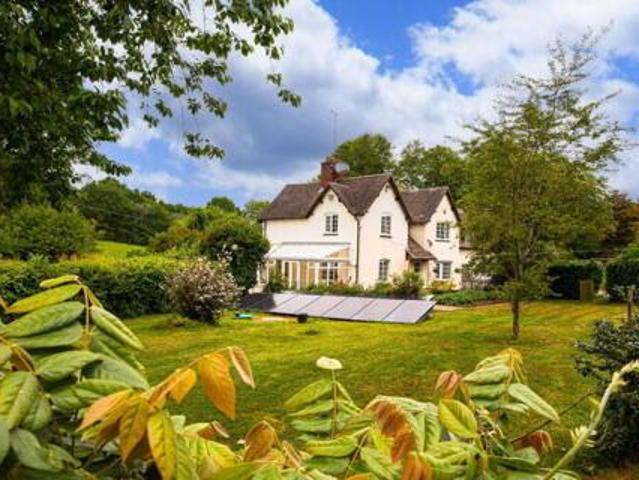 House for sale in Gun Hill, Warwickshire