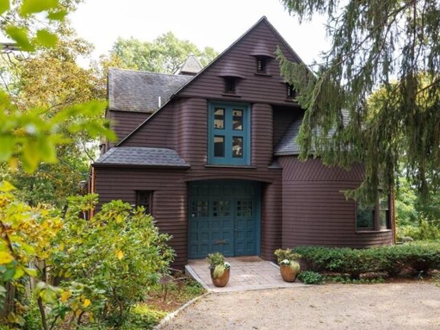 House for sale in Aspinwall Hill, Brookline
