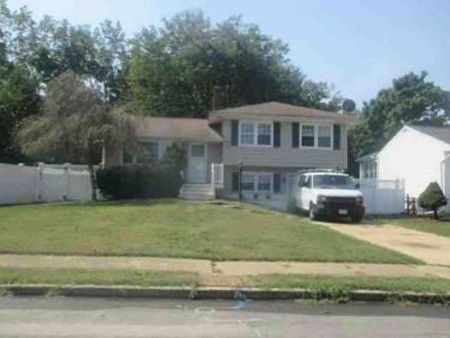 House for sale in Toms River