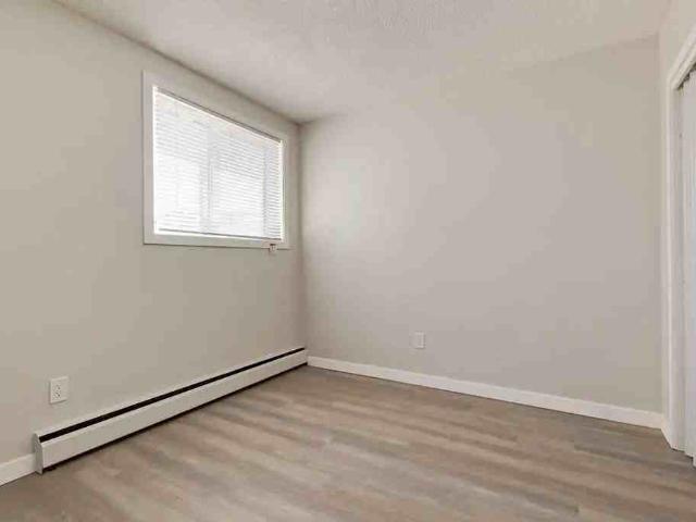 Apartment for rent in Wedgewood, Alberta