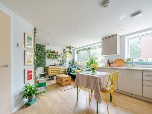 House for sale in Maidenhead