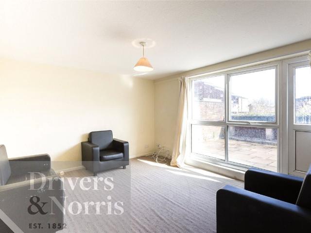 Studio for rent in Andover Estate, Greater London