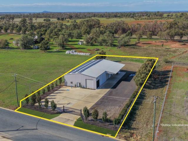 Warehouse for sale in Mount Cooper, New South Wales