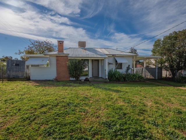 House for sale in Mount Cooper, New South Wales
