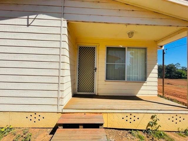 Apartment for rent in Mount Cooper, New South Wales