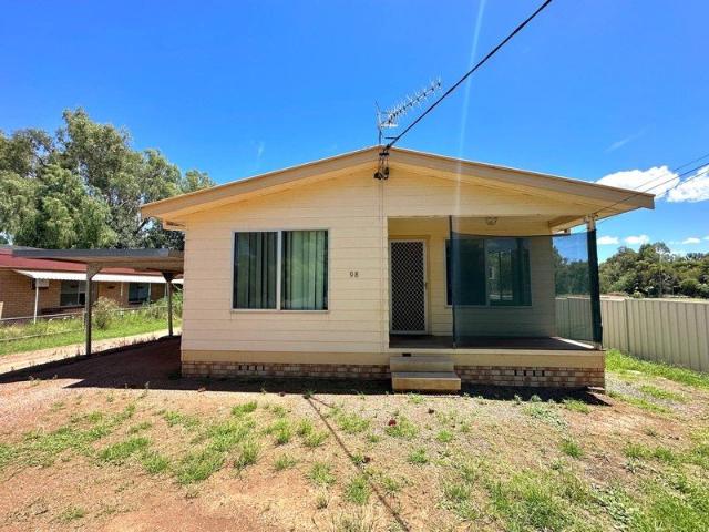 Apartment for rent in Mount Cooper, New South Wales
