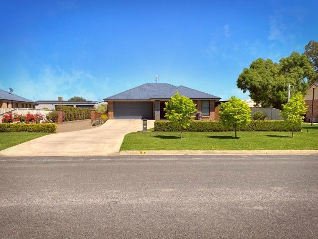 House for sale in Bedgerabong, New South Wales