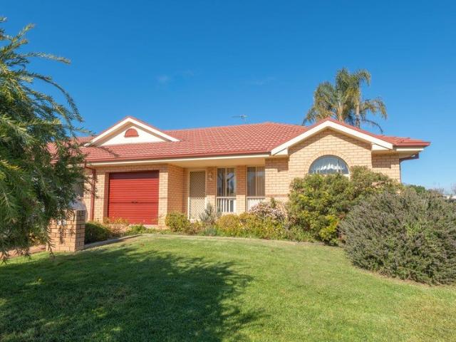House for sale in Bedgerabong, New South Wales