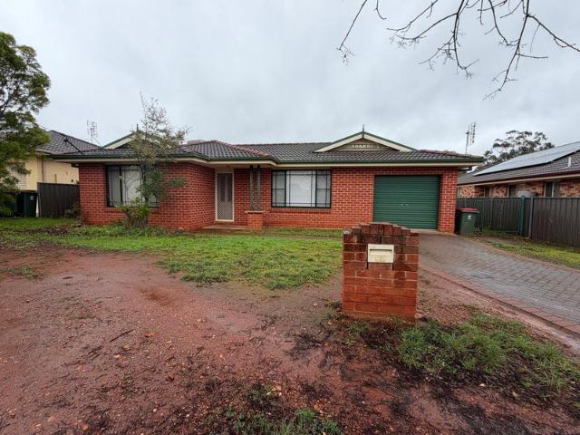 House for rent in Parkes, New South Wales