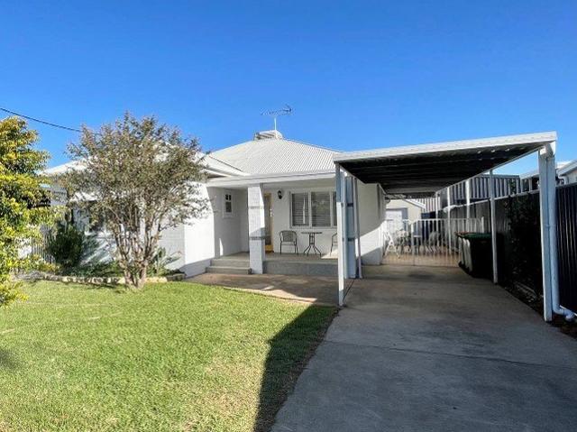 House for rent in Parkes, Parkes Shire Council