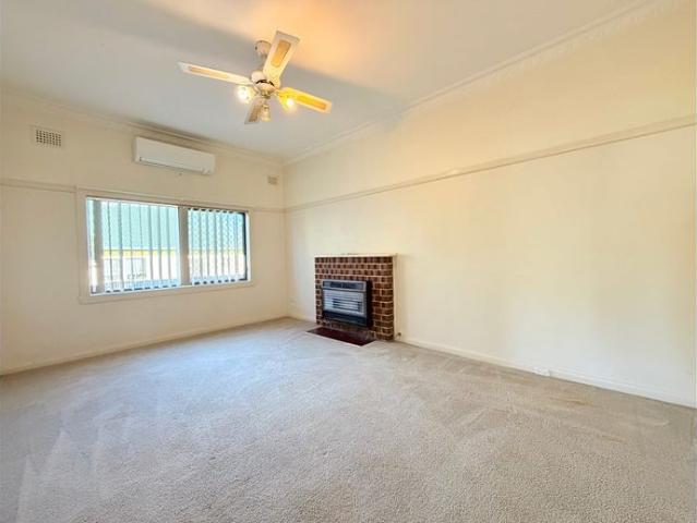 House for rent in Parkes, New South Wales