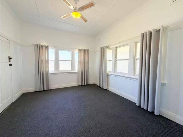 House for rent in Parkes, New South Wales