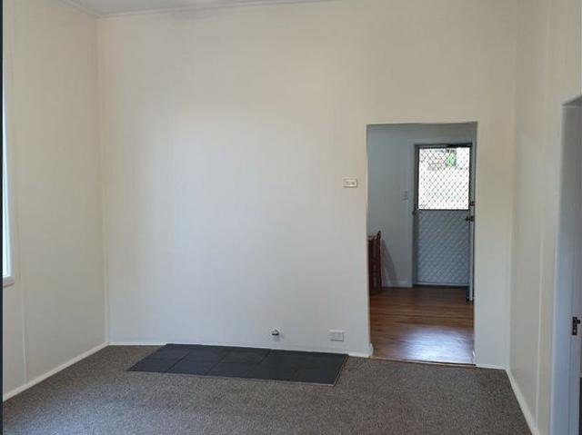 House for rent in Parkes, Parkes Shire Council