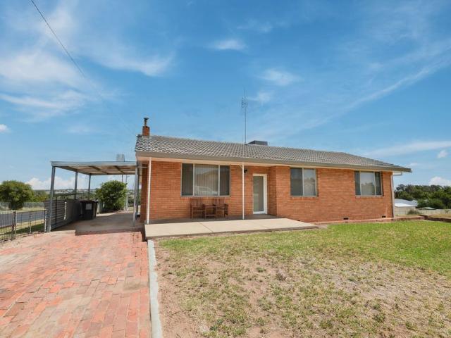 House for rent in Parkes, Parkes Shire Council