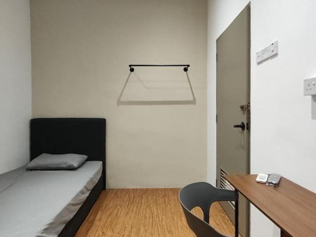 Room for rent in Petaling, Damansara Damai